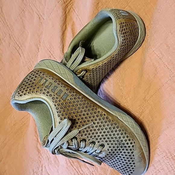 NOBULL Shoes - Nobull leather size 7 women's trainers